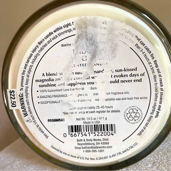 Bath & Body Works ENDLESS WEEKEND Large 3-Wick Scented Candle 14.5 oz - Picture 2 of 4